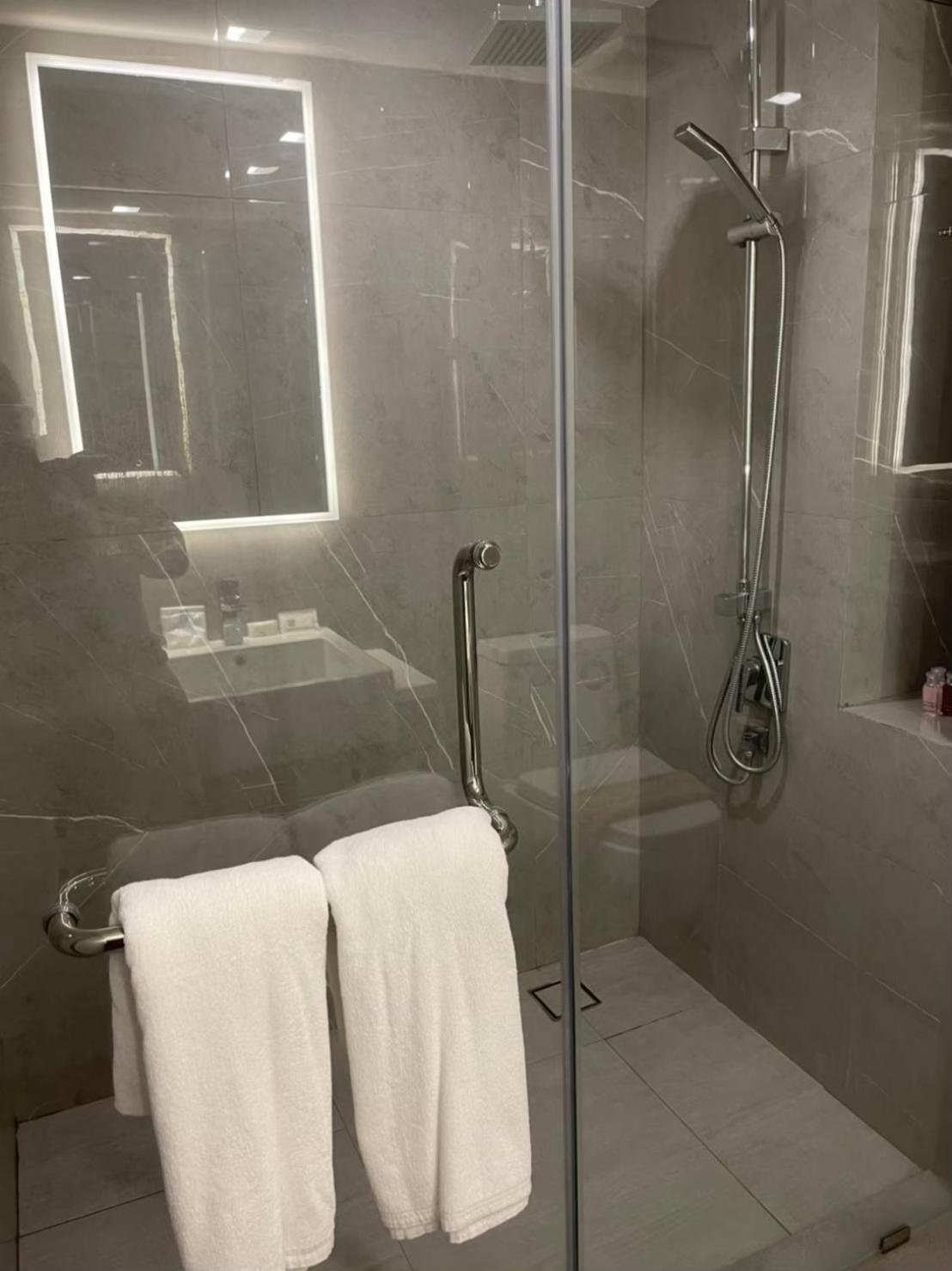 D2 Residences Huahin 华欣市中心近海滩近商场酒店式公寓可加床有连通房型 Номер фото